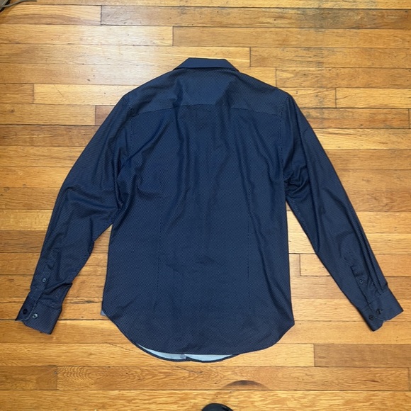 W.R.K Clothing Medalion 4 Way Stretch Button Down, size 15/Medium - Picture 11 of 11